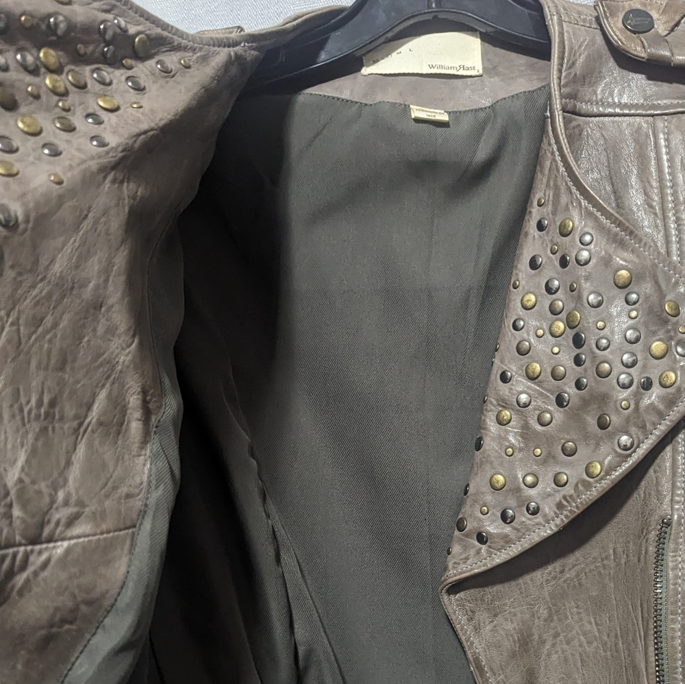 Small leather jacket - Picture 3 of 7